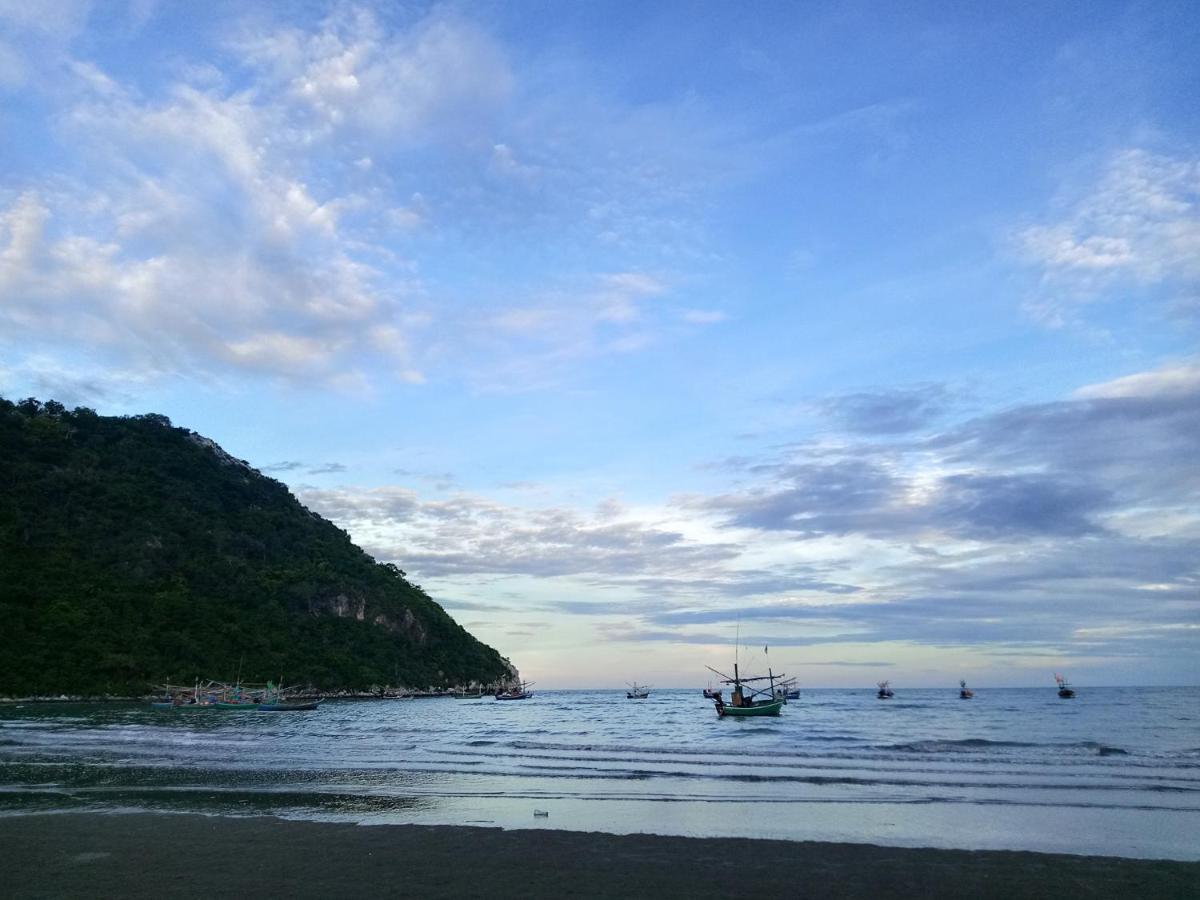 The Beach Boutique Resort Ban Pak Nam Pran Exterior photo