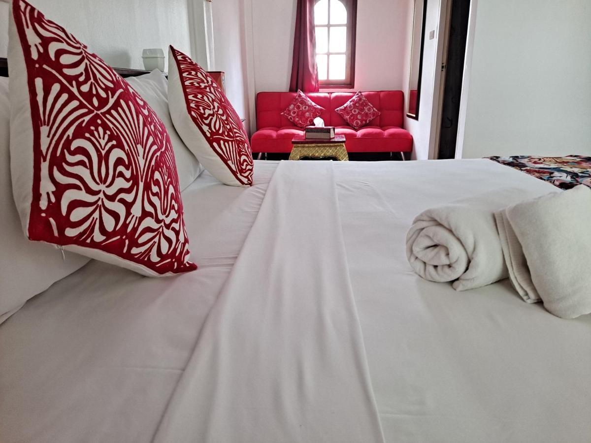 The Beach Boutique Resort Ban Pak Nam Pran Exterior photo